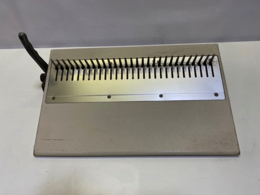 GBC Cerlox Spreader