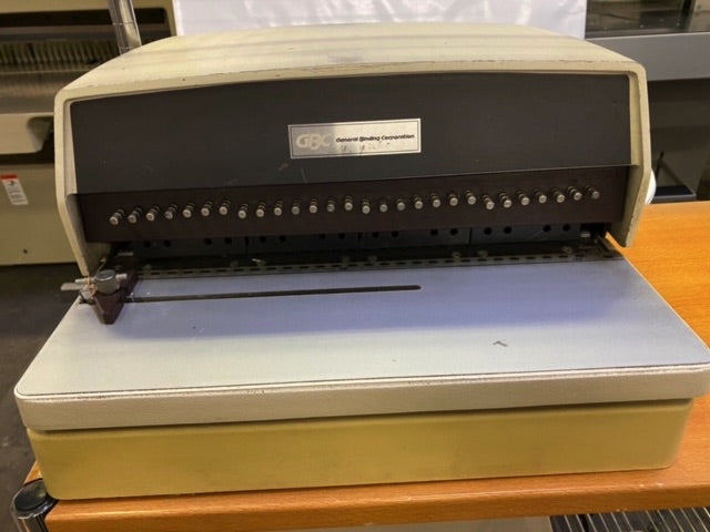 GBC III CERLOX PUNCH